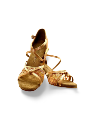 2376 - chaussures de danse satin et dentelle - BD DANCE